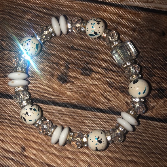 Bracelet bundle - Picture 5 of 8